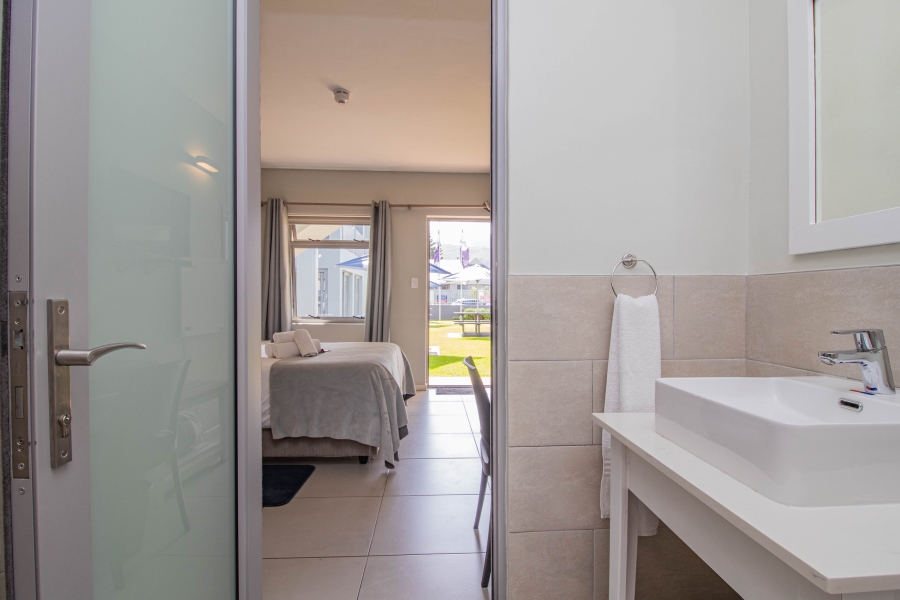 14 Bedroom Property for Sale in Kleinmond Western Cape